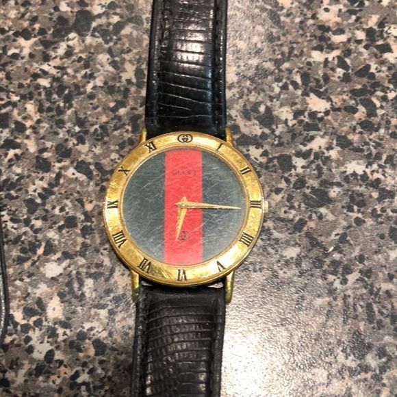Vintage Gucci Gold Used Watch Men’s Unisex - Picture 1 of 8